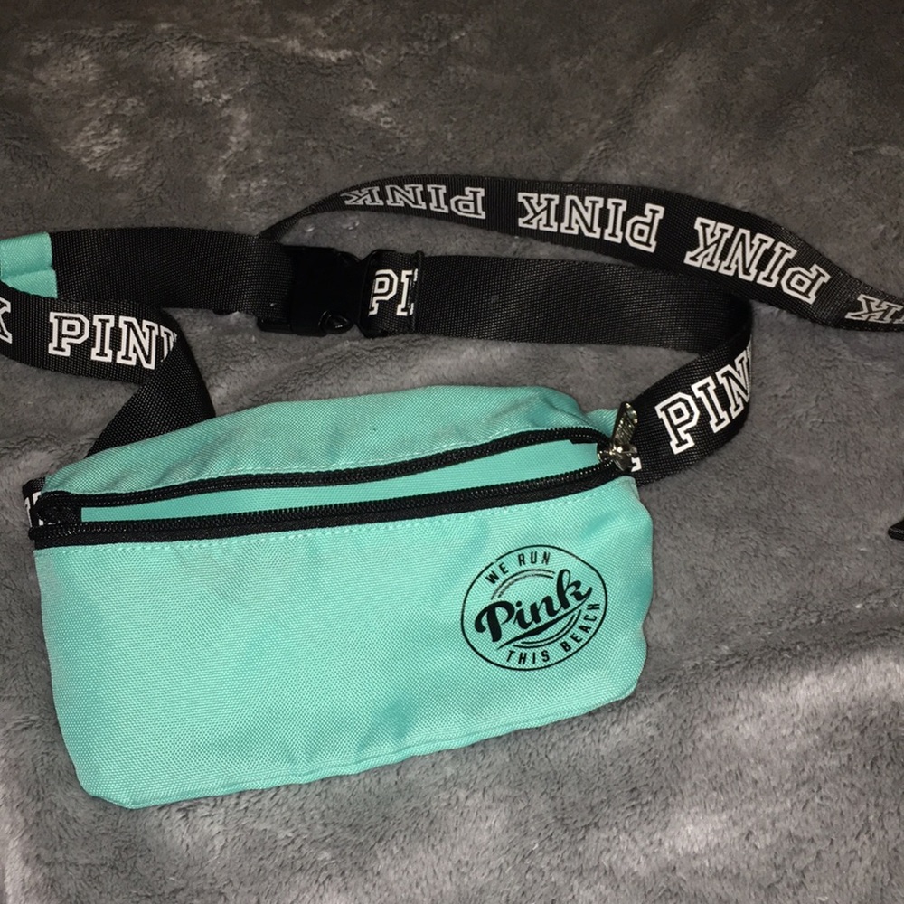 VS PINK aqua fanny pack💙💚
